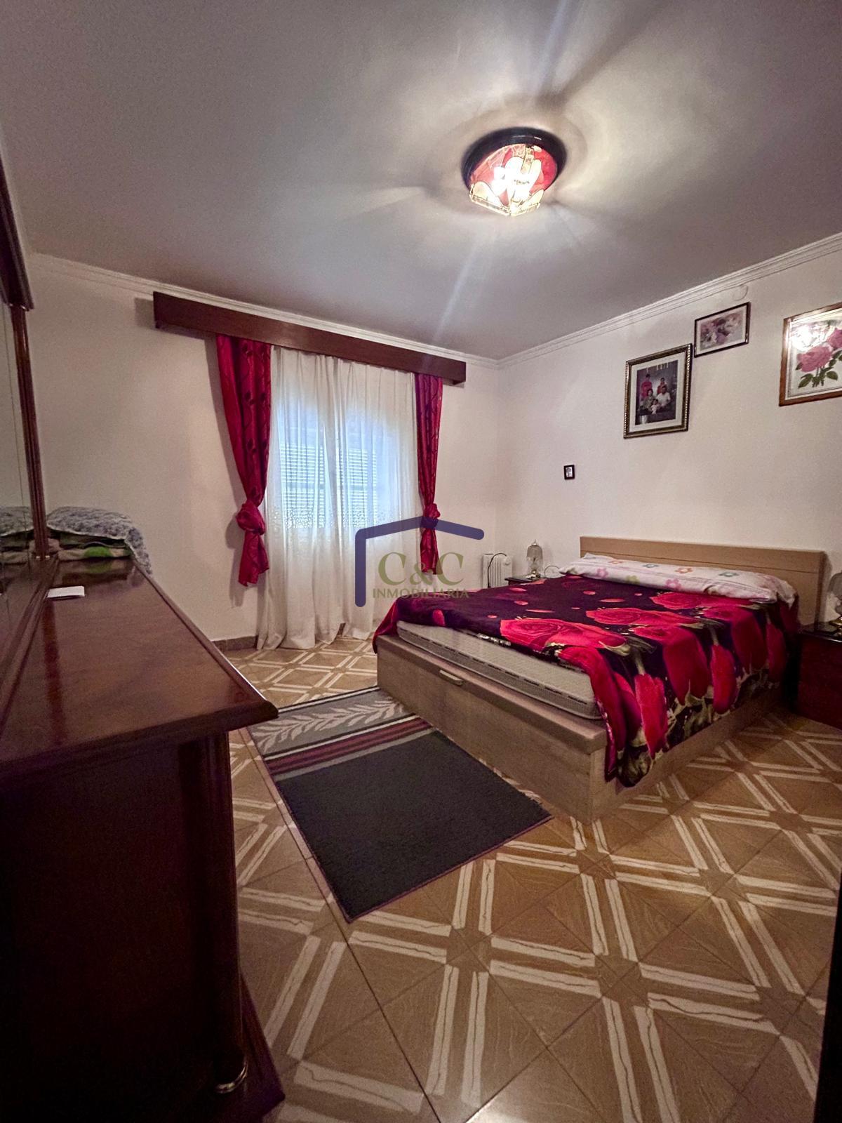 Venta de casa en Manzanares