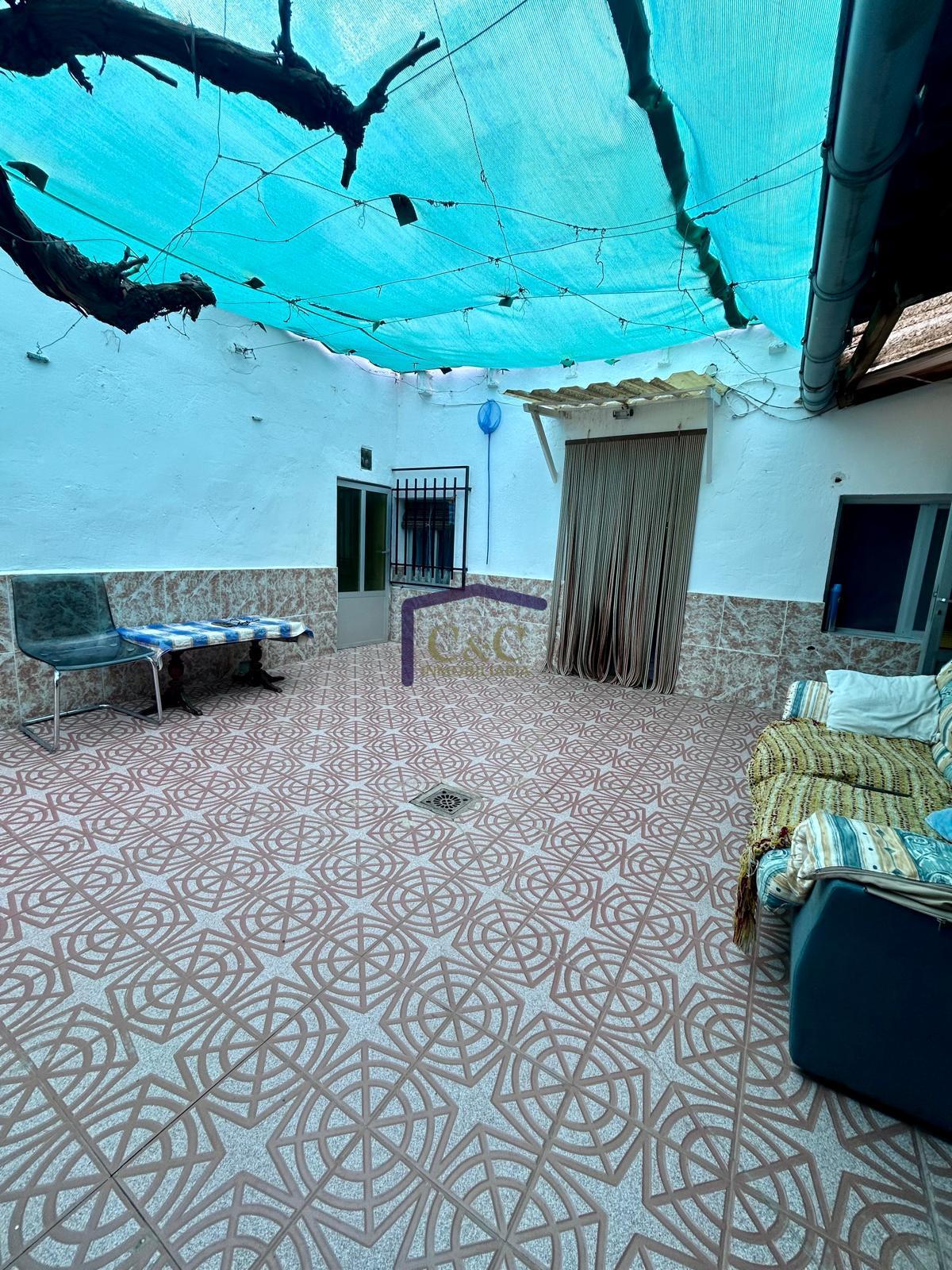 Venta de casa en Manzanares