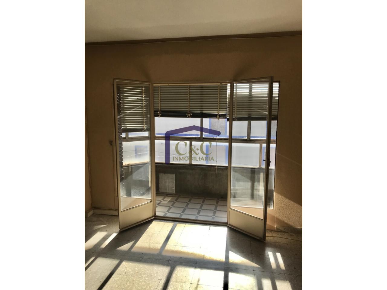 For sale of flat in Manzanares