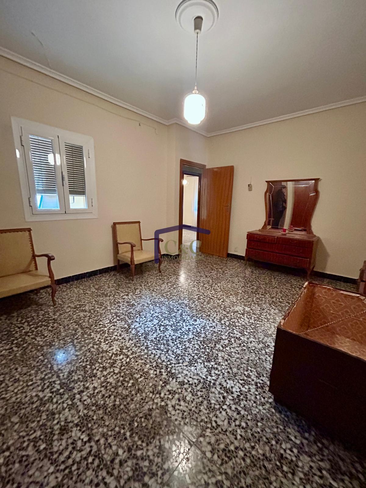 For sale of house in Manzanares