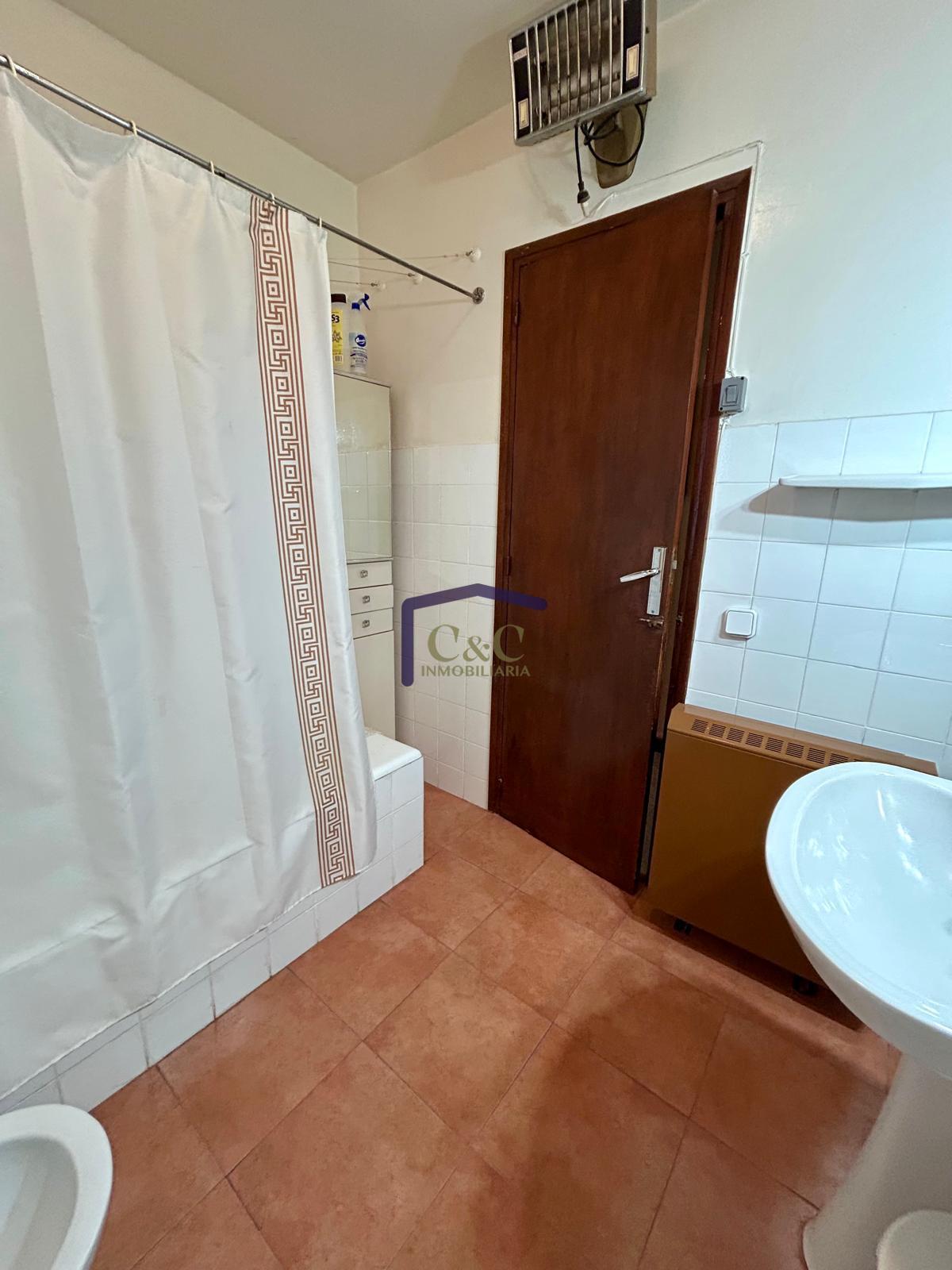 For sale of flat in Manzanares