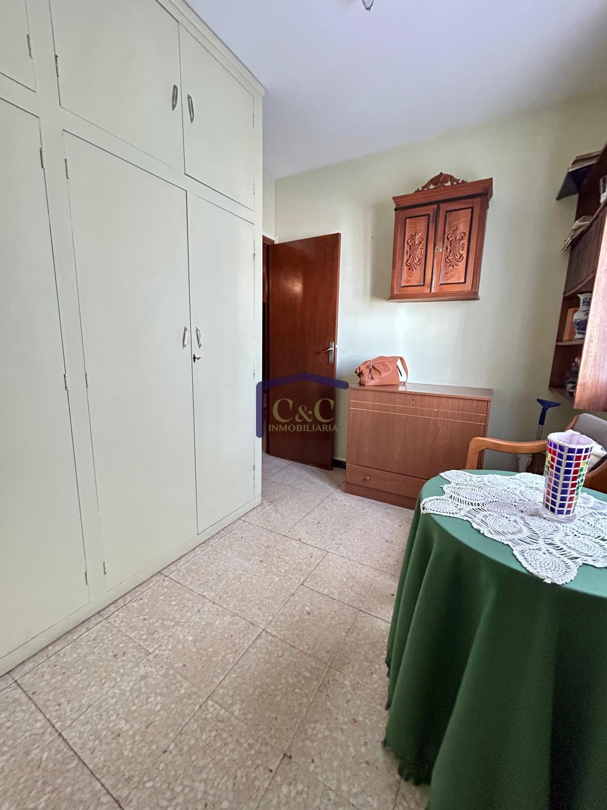 For sale of flat in Manzanares