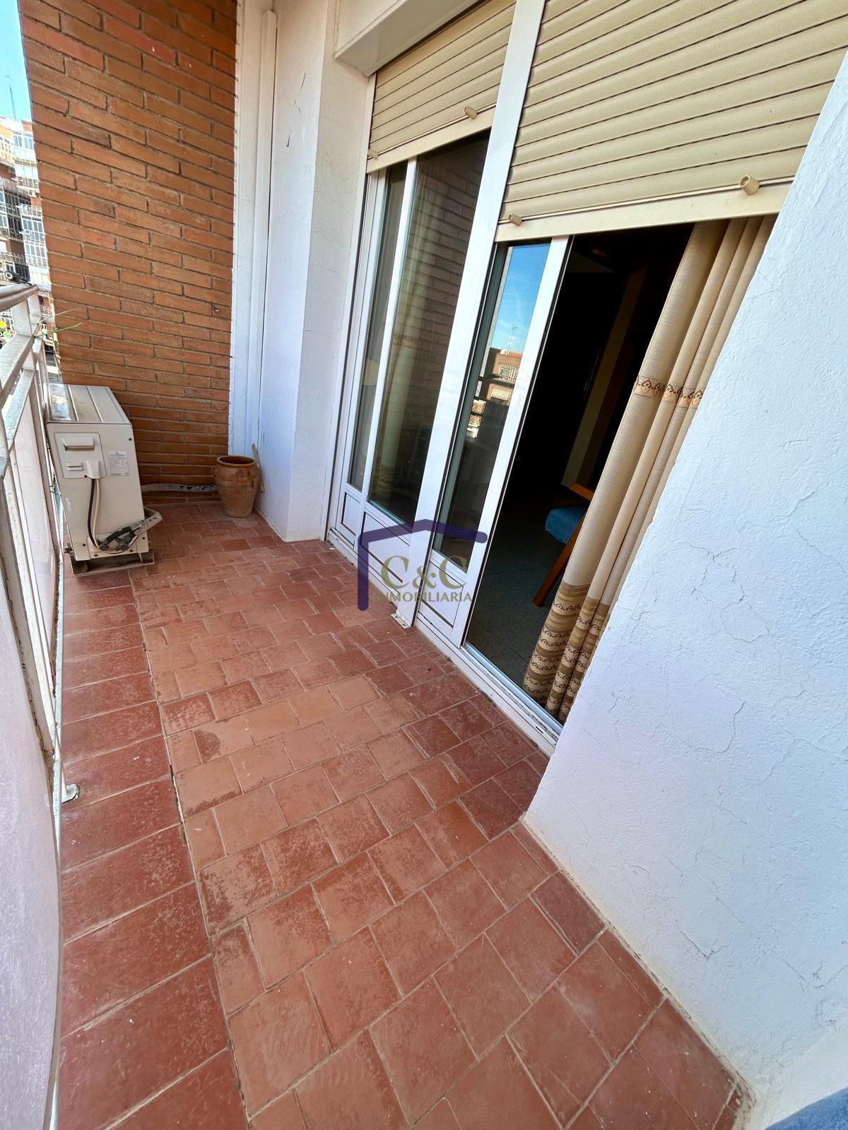 For sale of flat in Manzanares