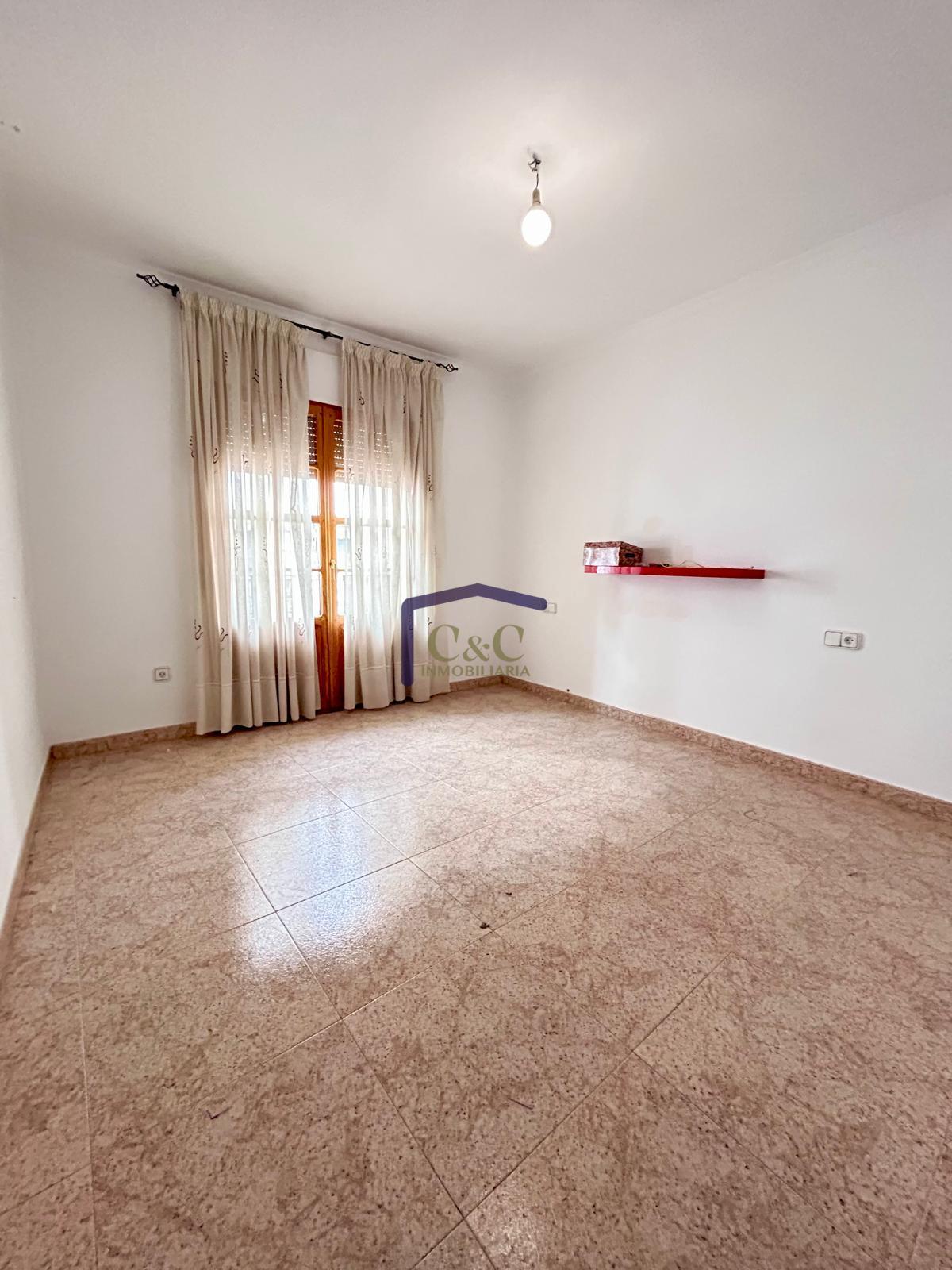 For sale of house in Manzanares