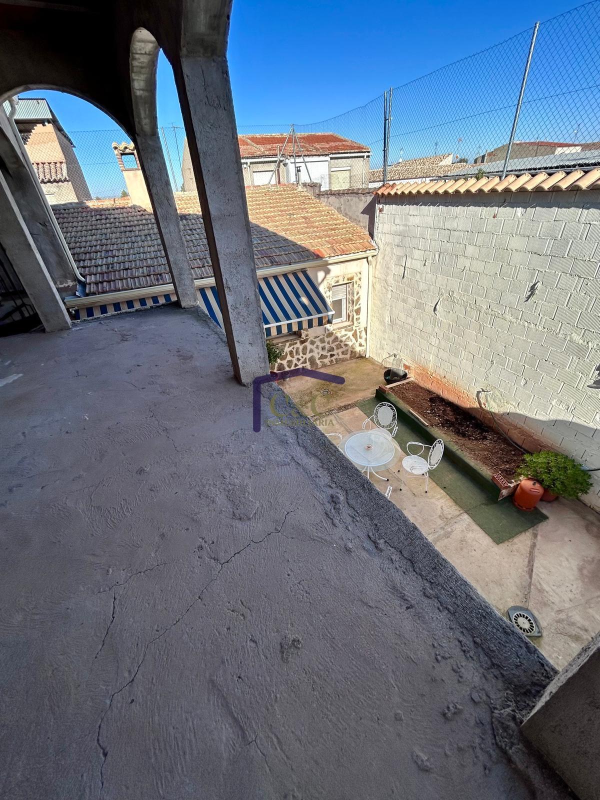 For sale of house in Manzanares