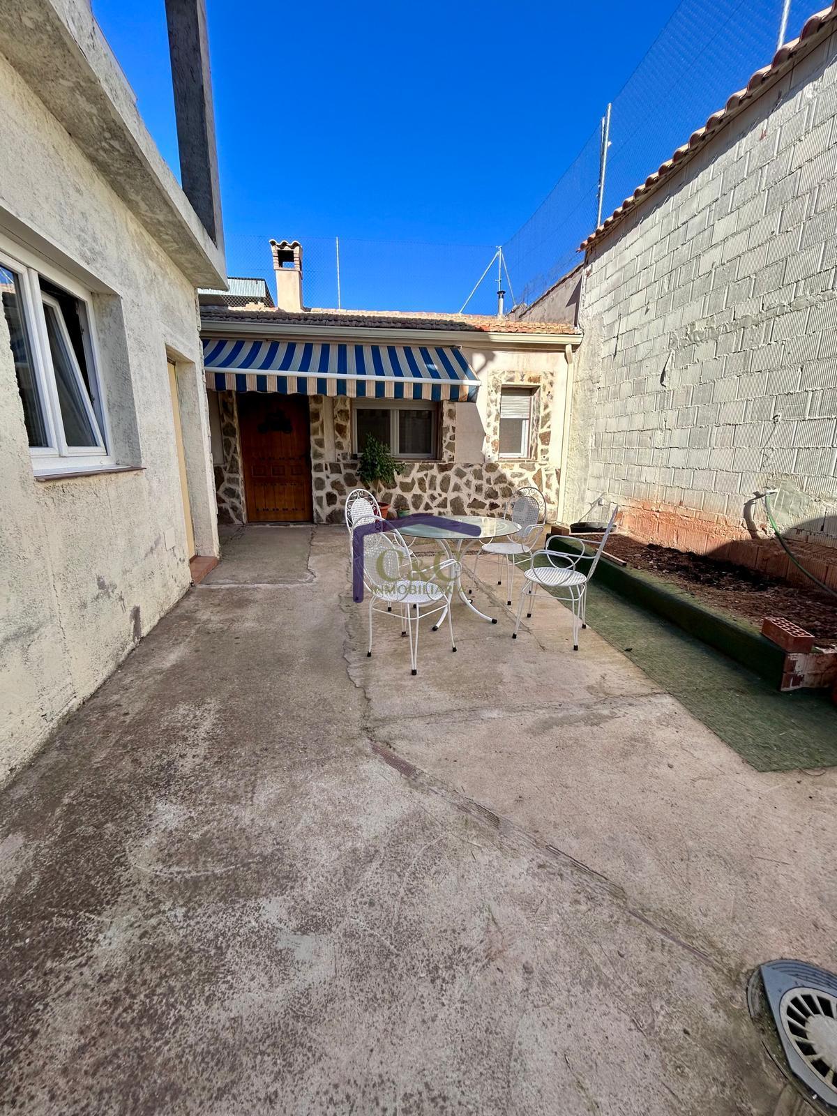 For sale of house in Manzanares