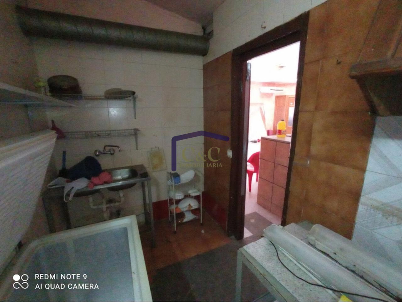 For sale of commercial in Manzanares