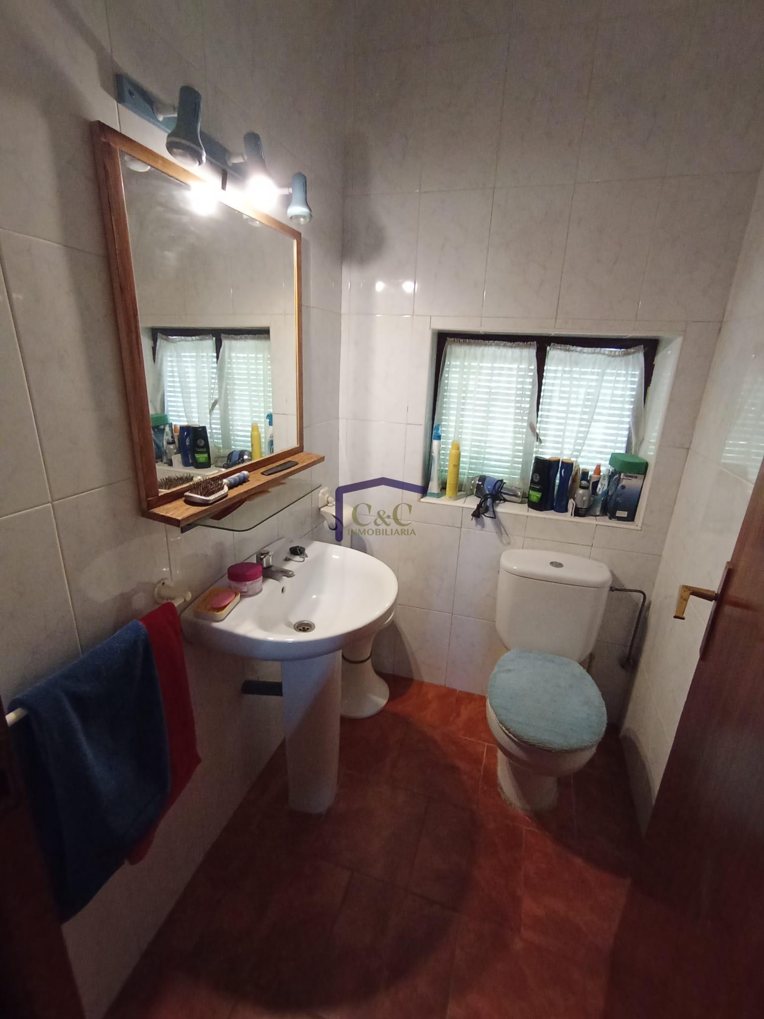 For sale of chalet in Manzanares