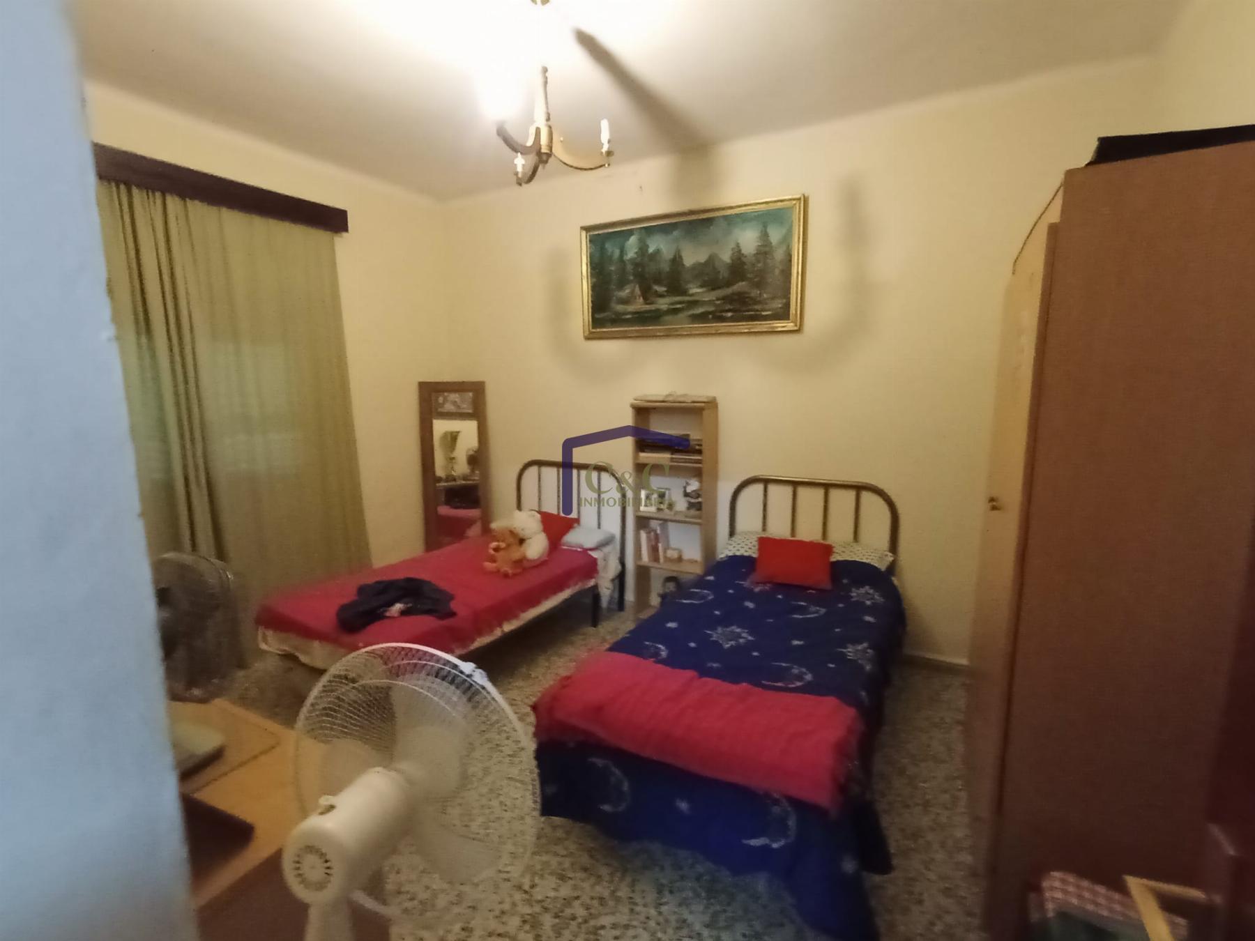 For sale of chalet in Manzanares