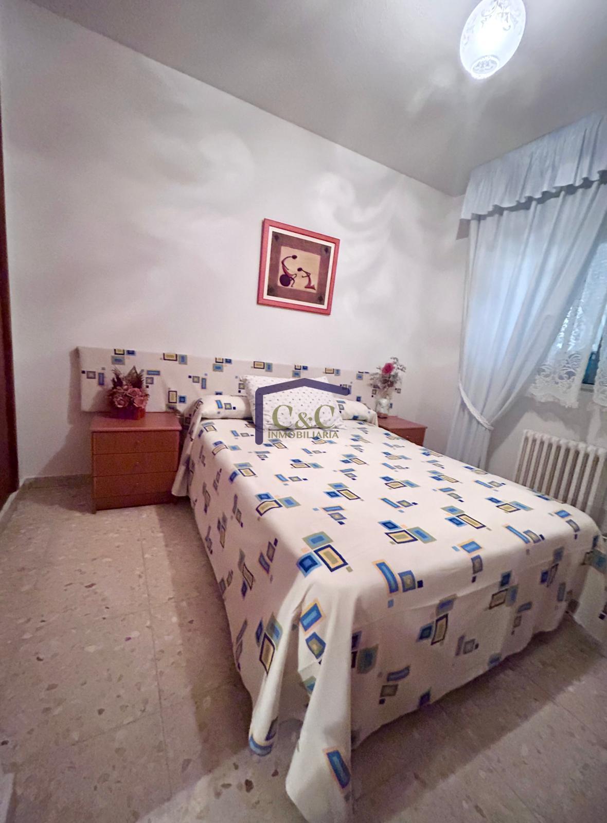 For sale of flat in Manzanares