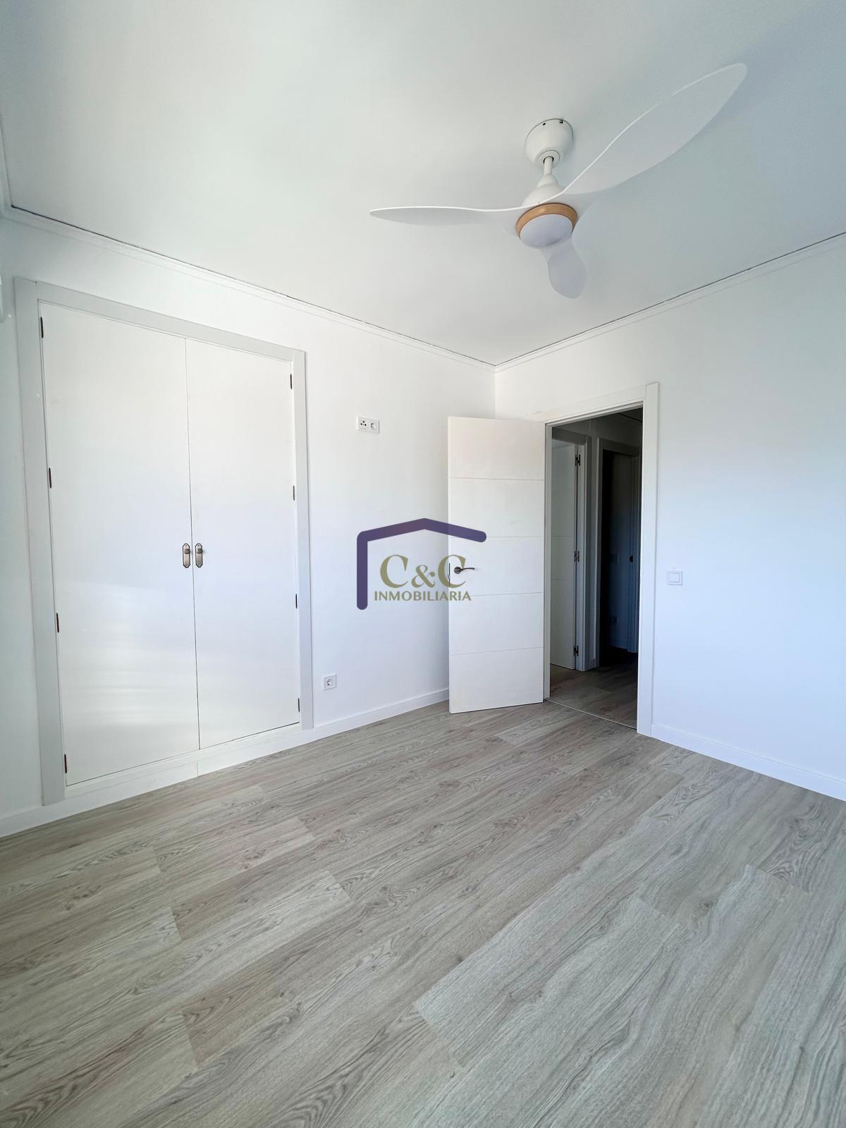 For sale of flat in Manzanares