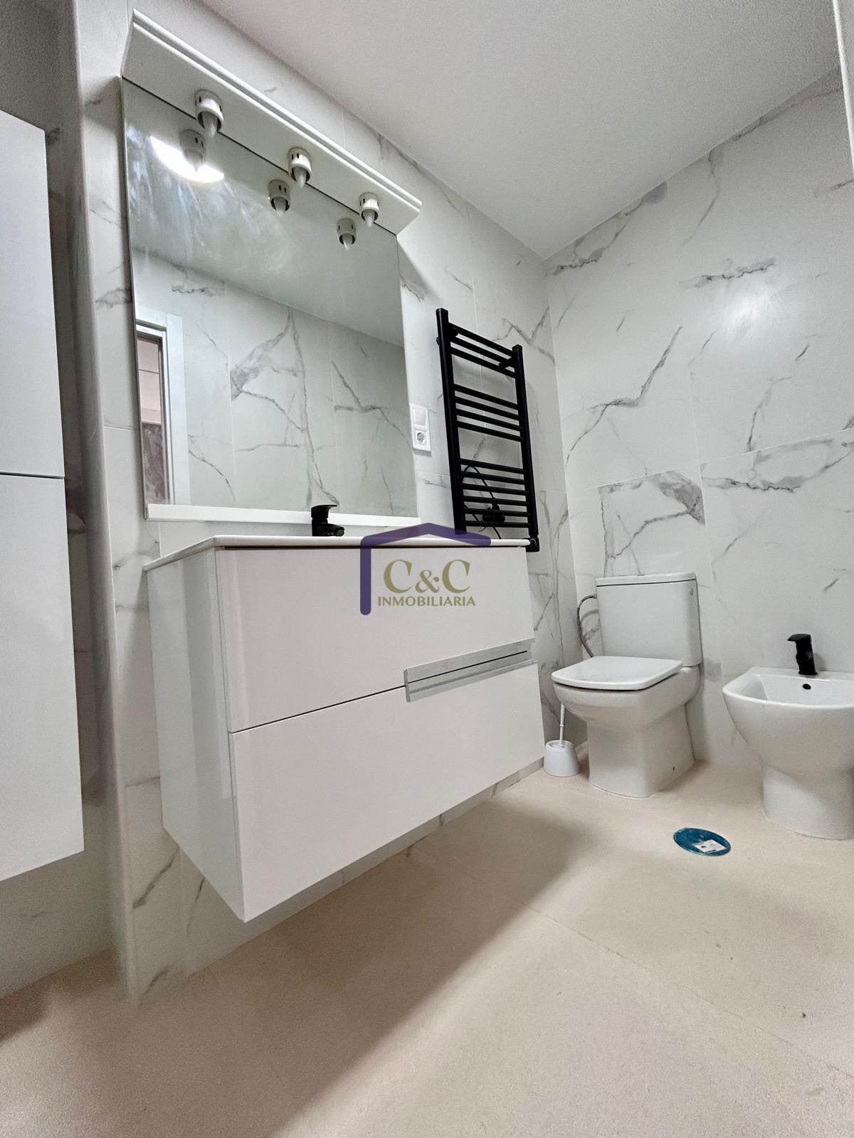 For sale of flat in Manzanares