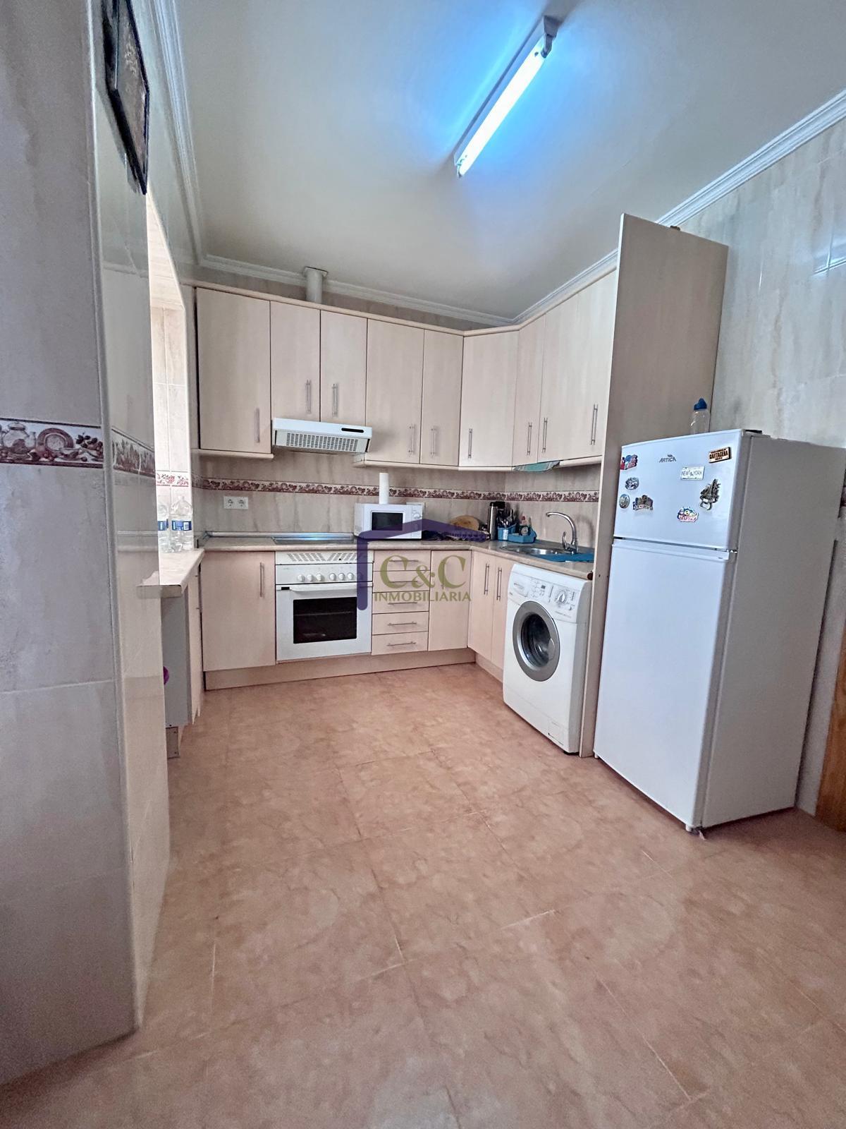 For sale of flat in Manzanares