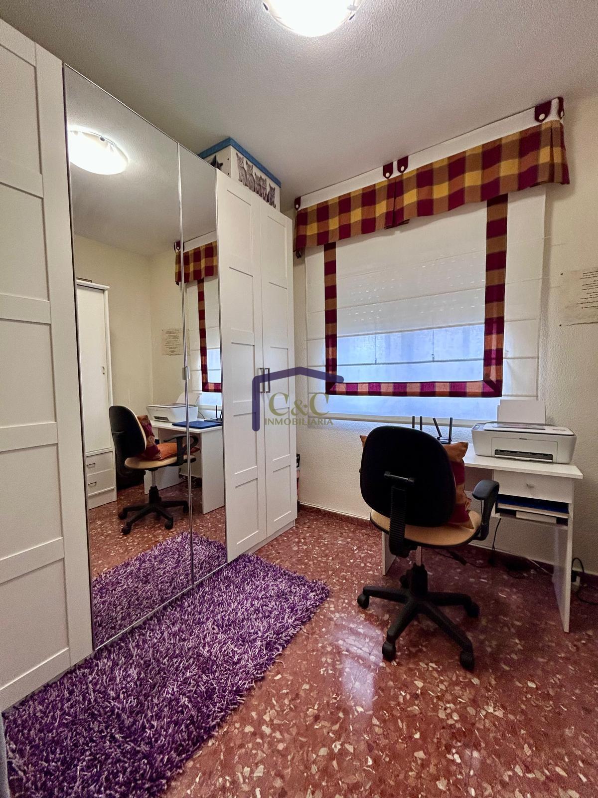 For sale of flat in Manzanares