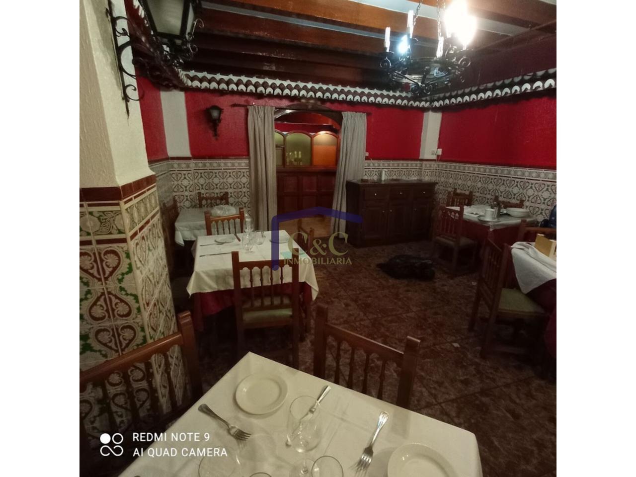 For sale of commercial in Manzanares
