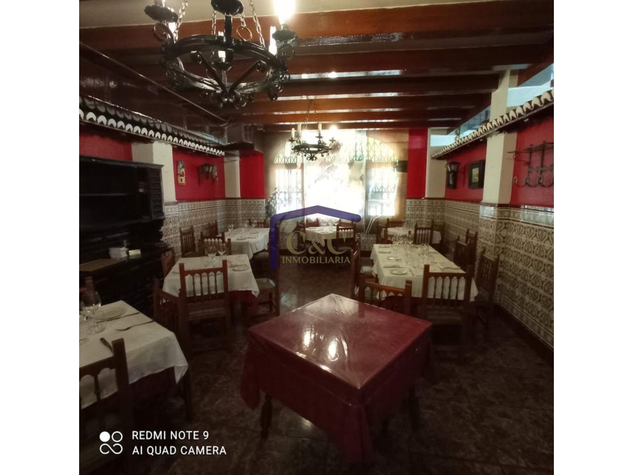 For sale of commercial in Manzanares