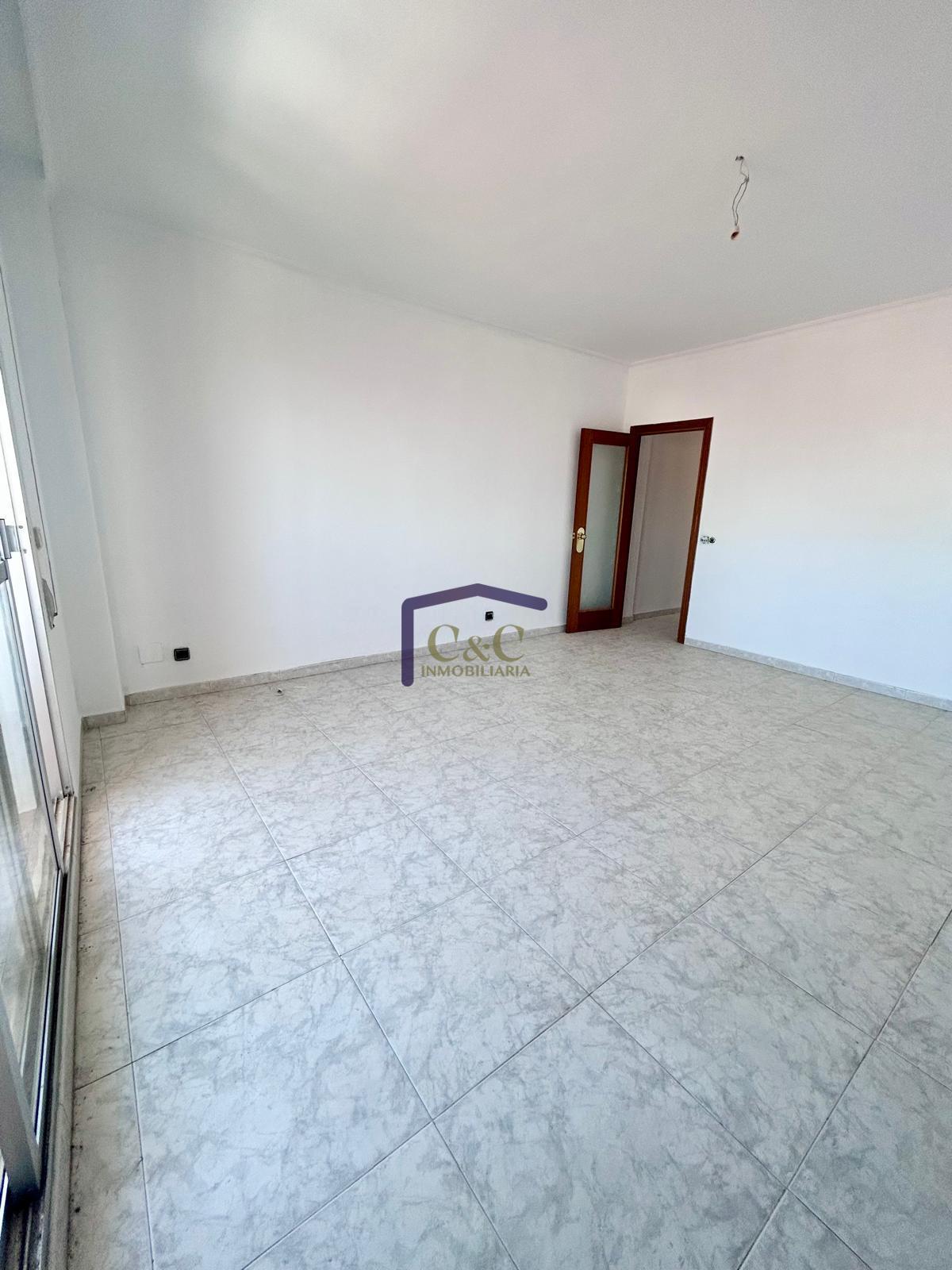 For sale of flat in Manzanares
