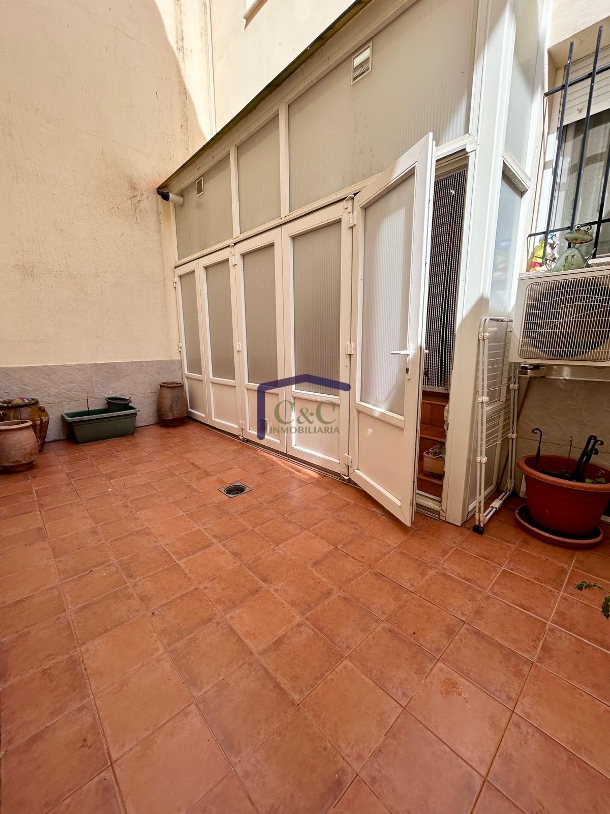 For sale of house in Manzanares