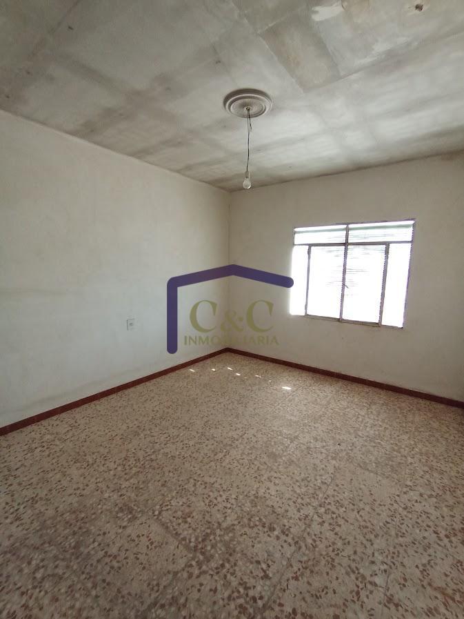 For sale of house in Manzanares
