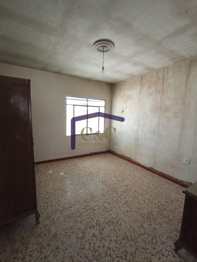 For sale of house in Manzanares