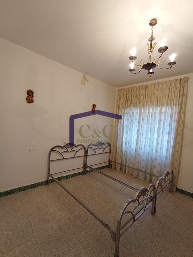 For sale of house in Manzanares