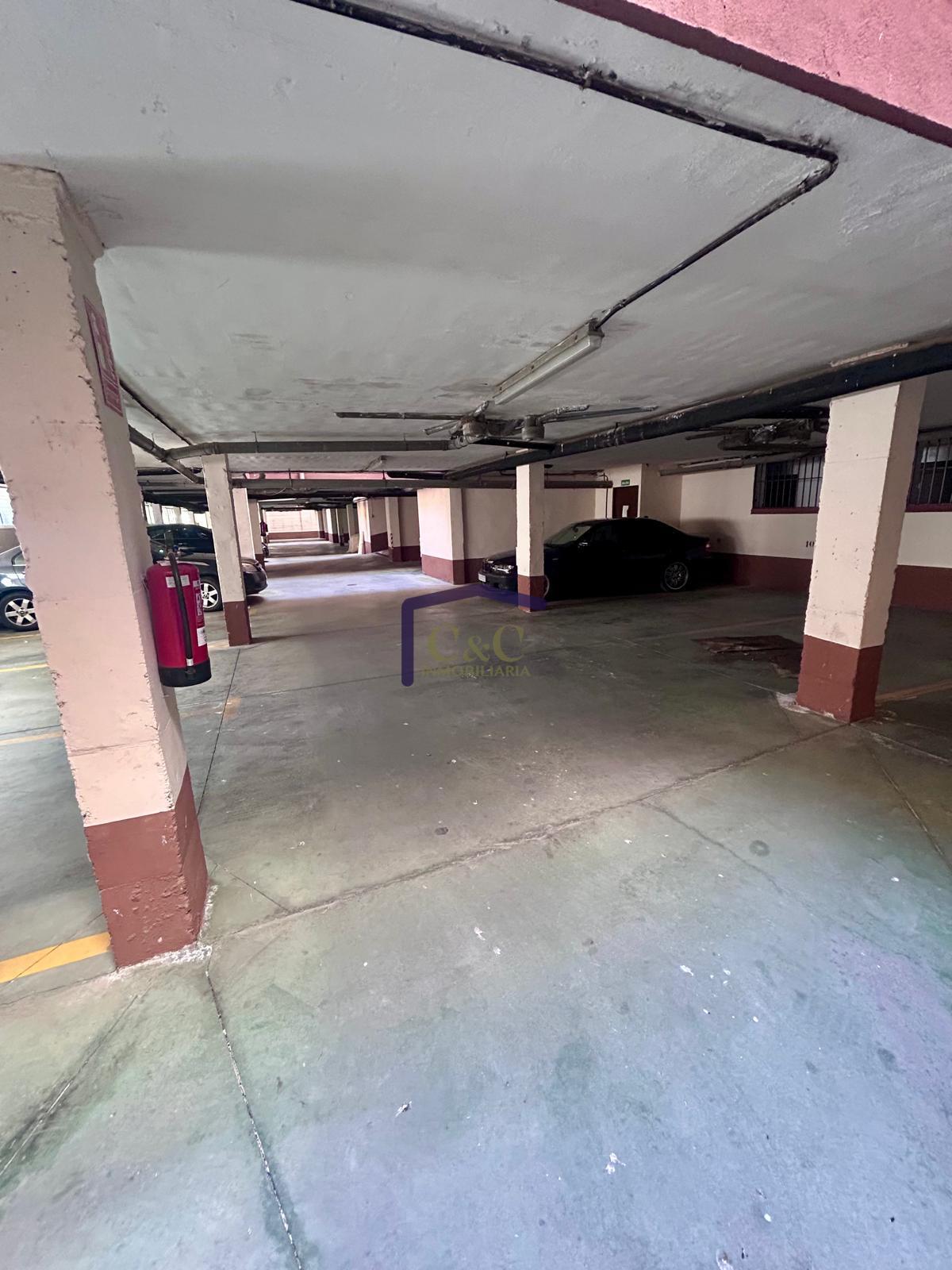 For sale of garage in Manzanares