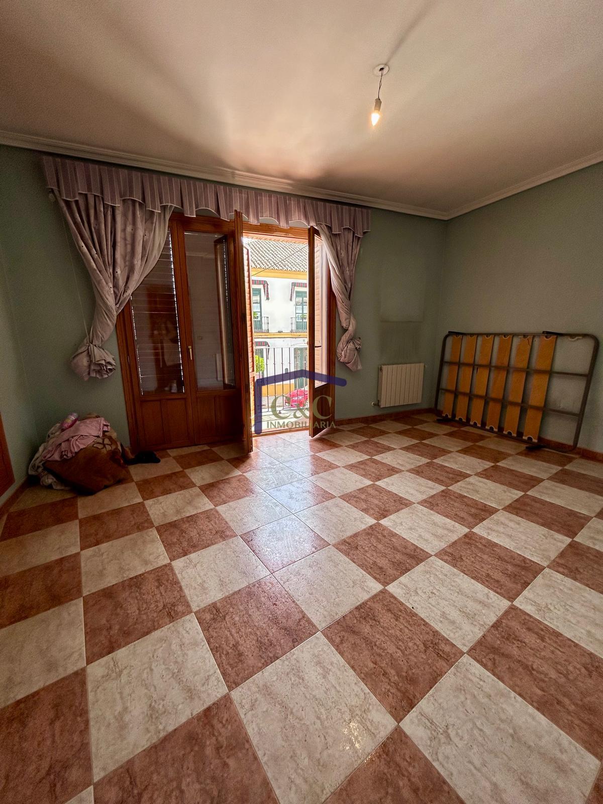 For sale of house in Manzanares