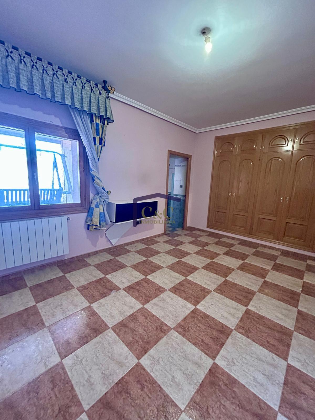 For sale of house in Manzanares