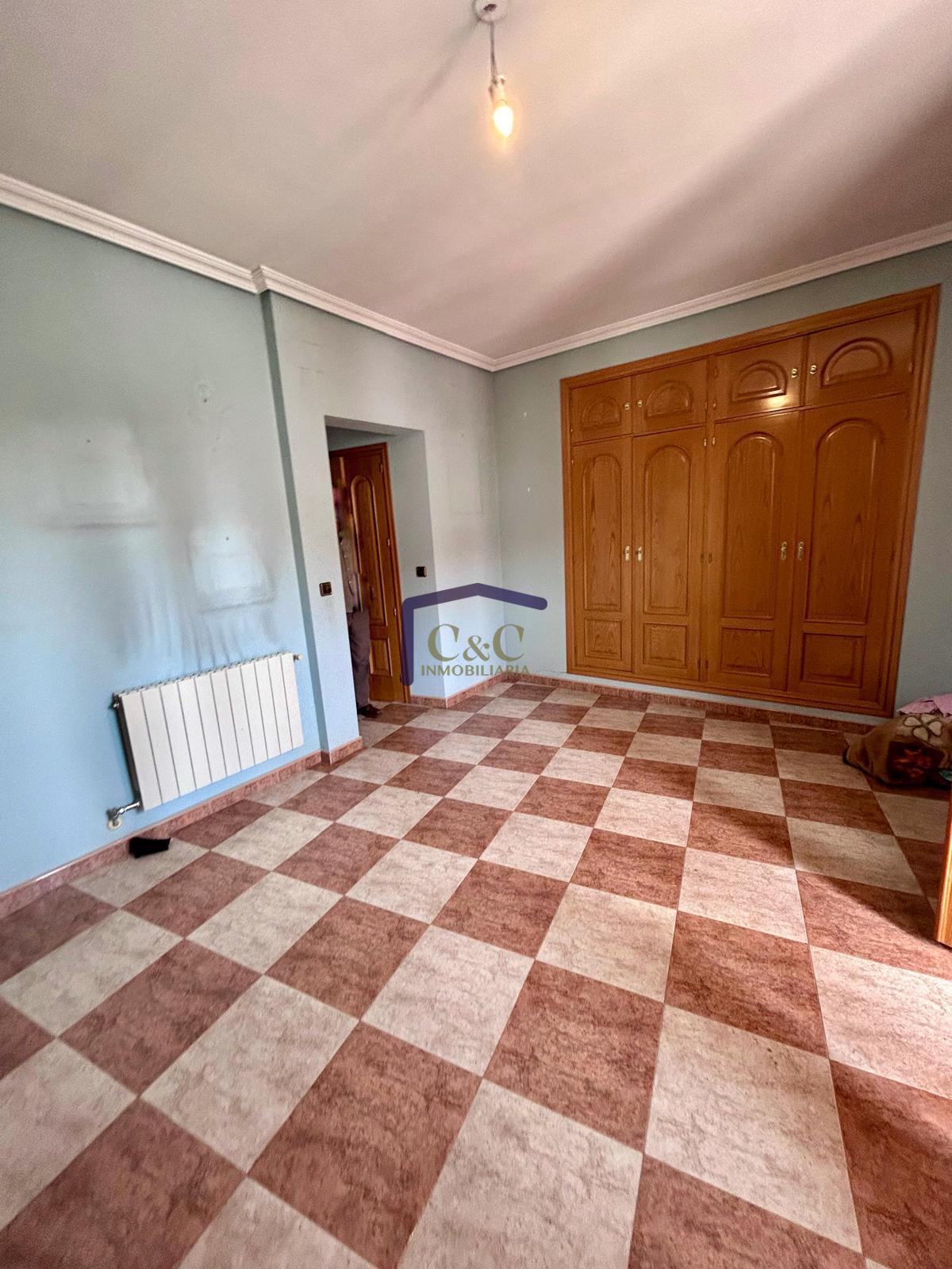 For sale of house in Manzanares