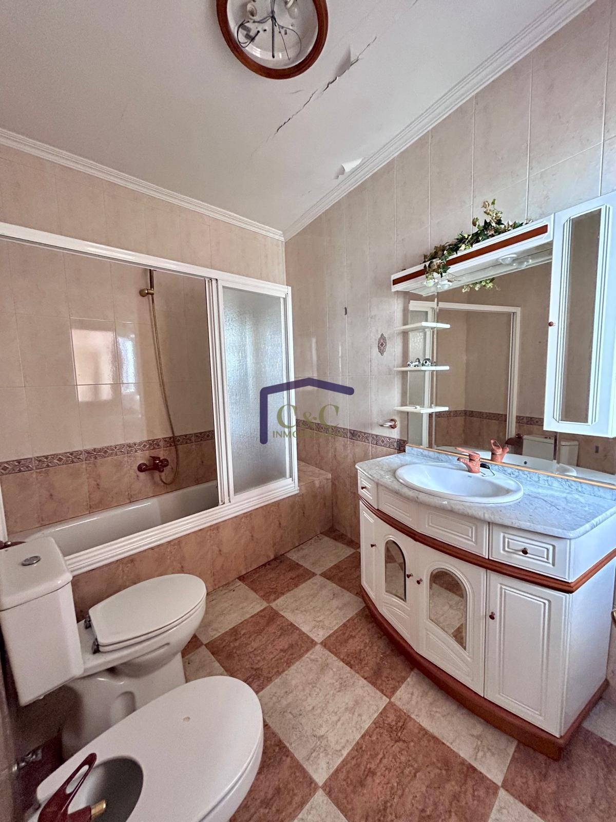 For sale of house in Manzanares