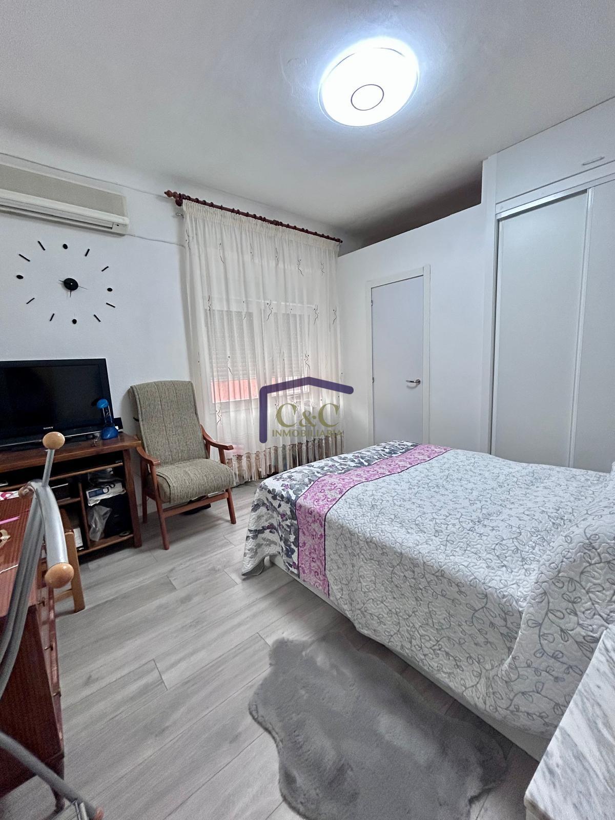 For sale of house in Manzanares