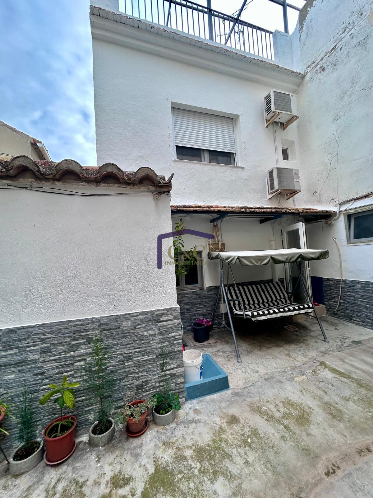 For sale of house in Manzanares