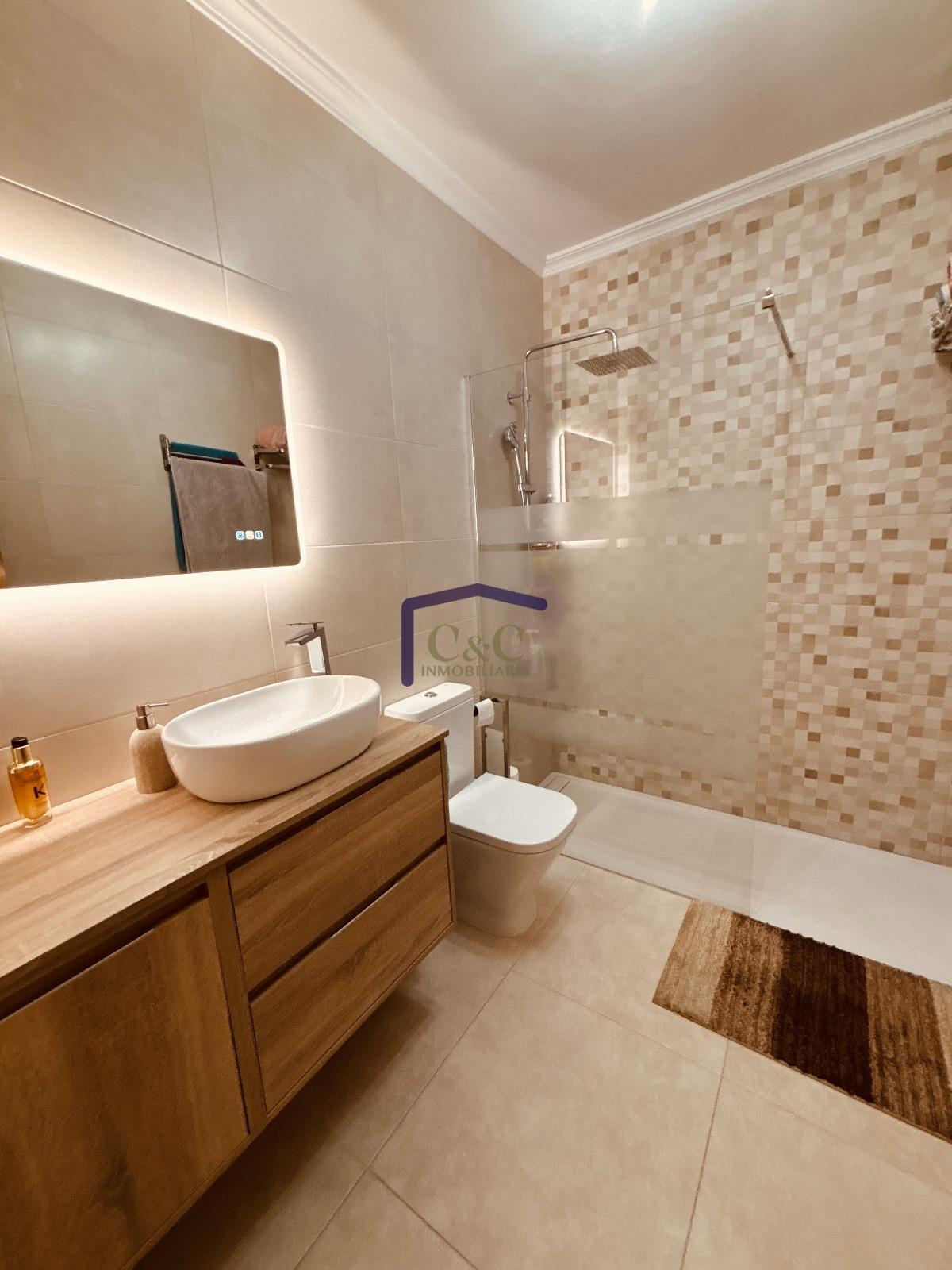 For sale of house in Manzanares