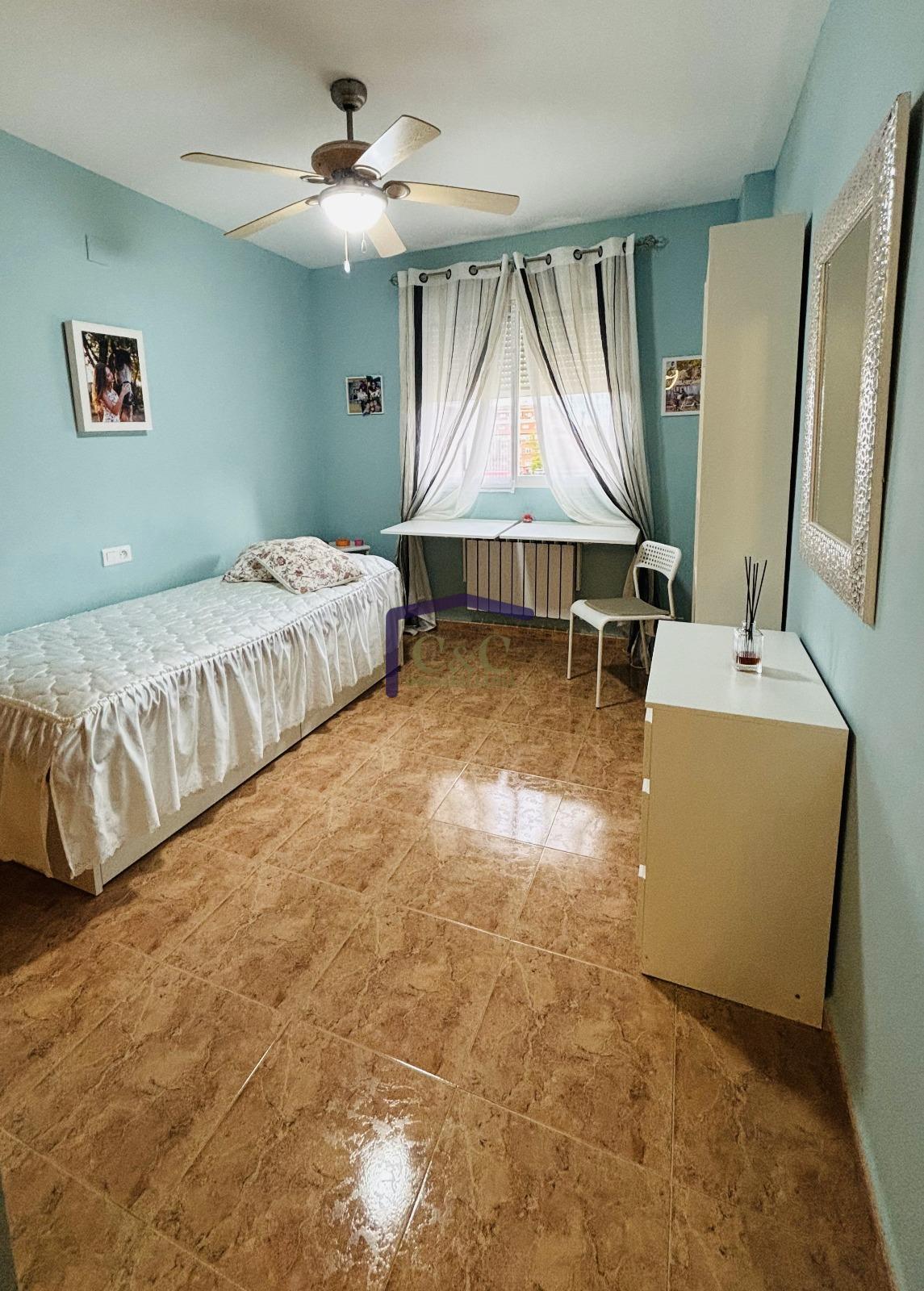 For sale of house in Manzanares