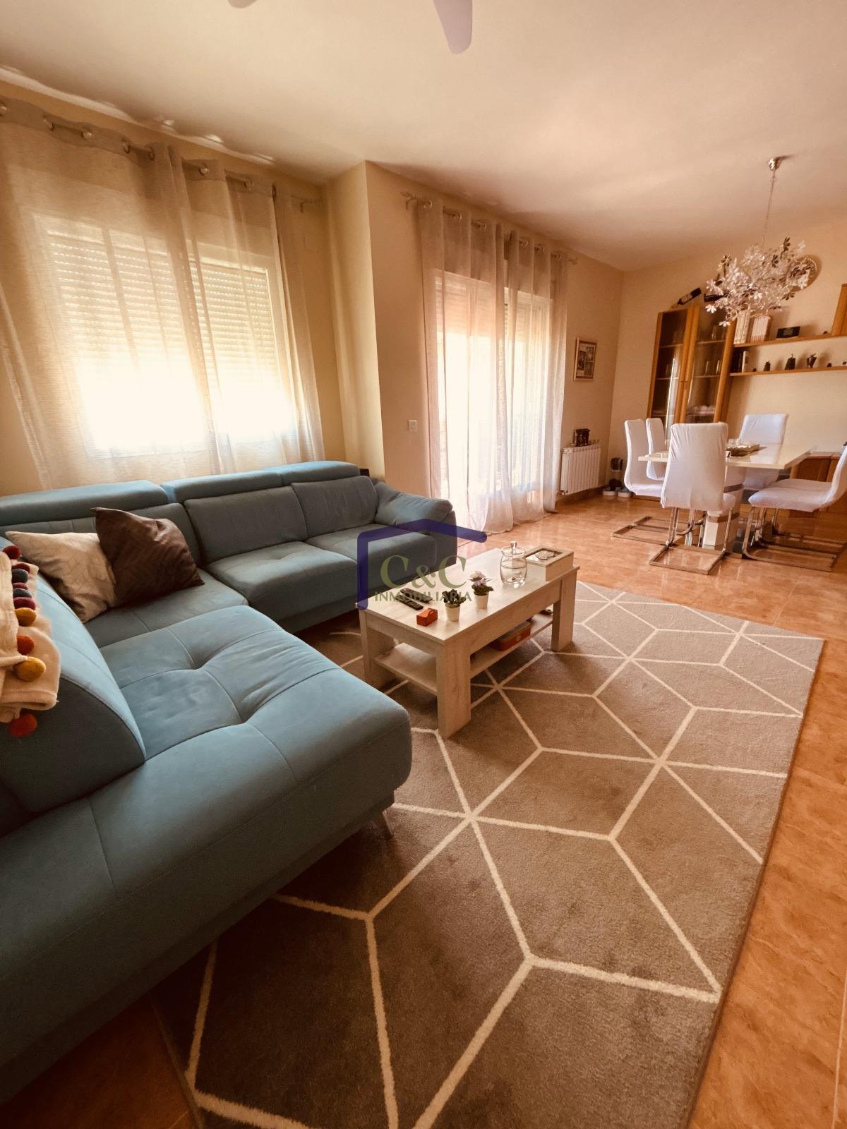 For sale of house in Manzanares