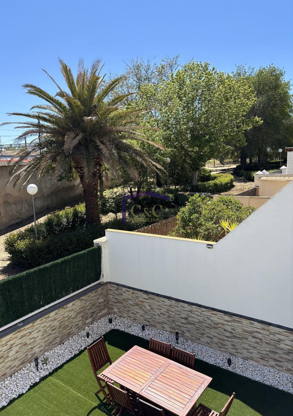 For sale of house in Manzanares