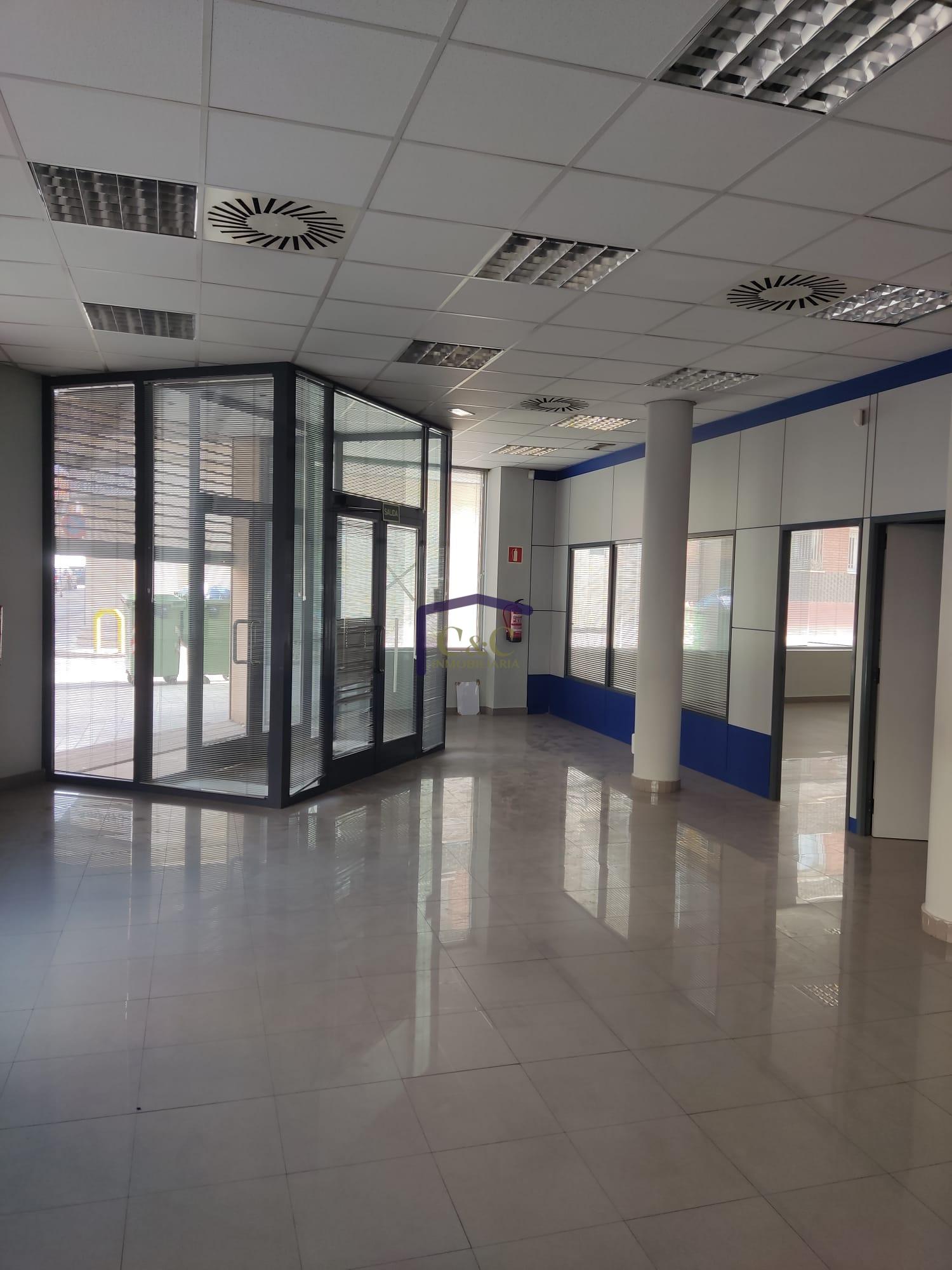 Alquiler de local en Manzanares
