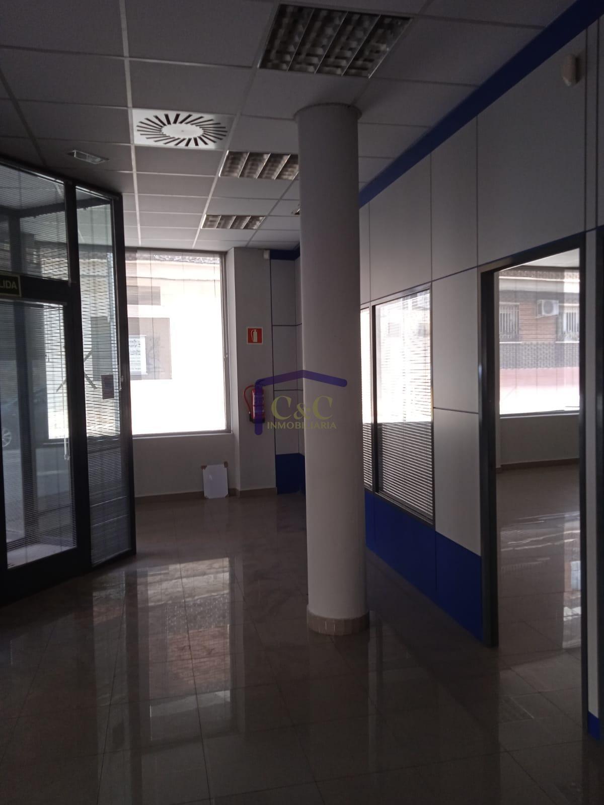 Alquiler de local en Manzanares