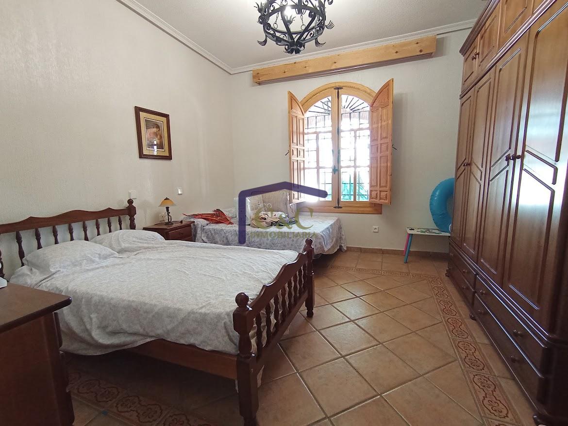 Venta de finca rústica en Manzanares