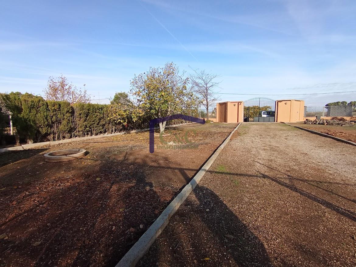 Venta de finca rústica en Manzanares