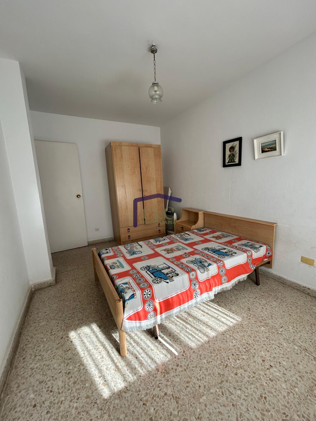 For sale of flat in Manzanares