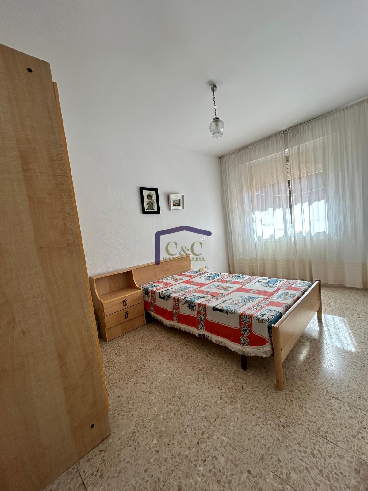 For sale of flat in Manzanares