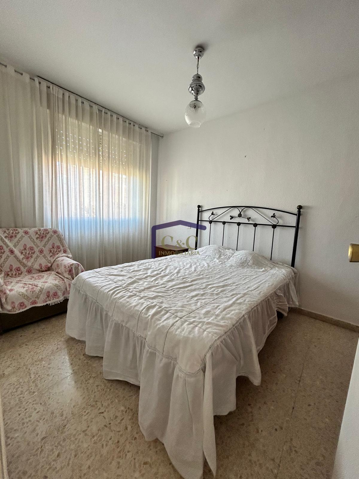 For sale of flat in Manzanares