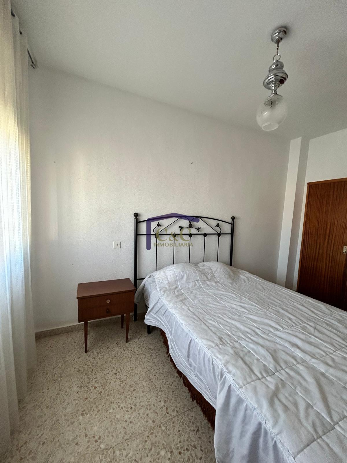 For sale of flat in Manzanares