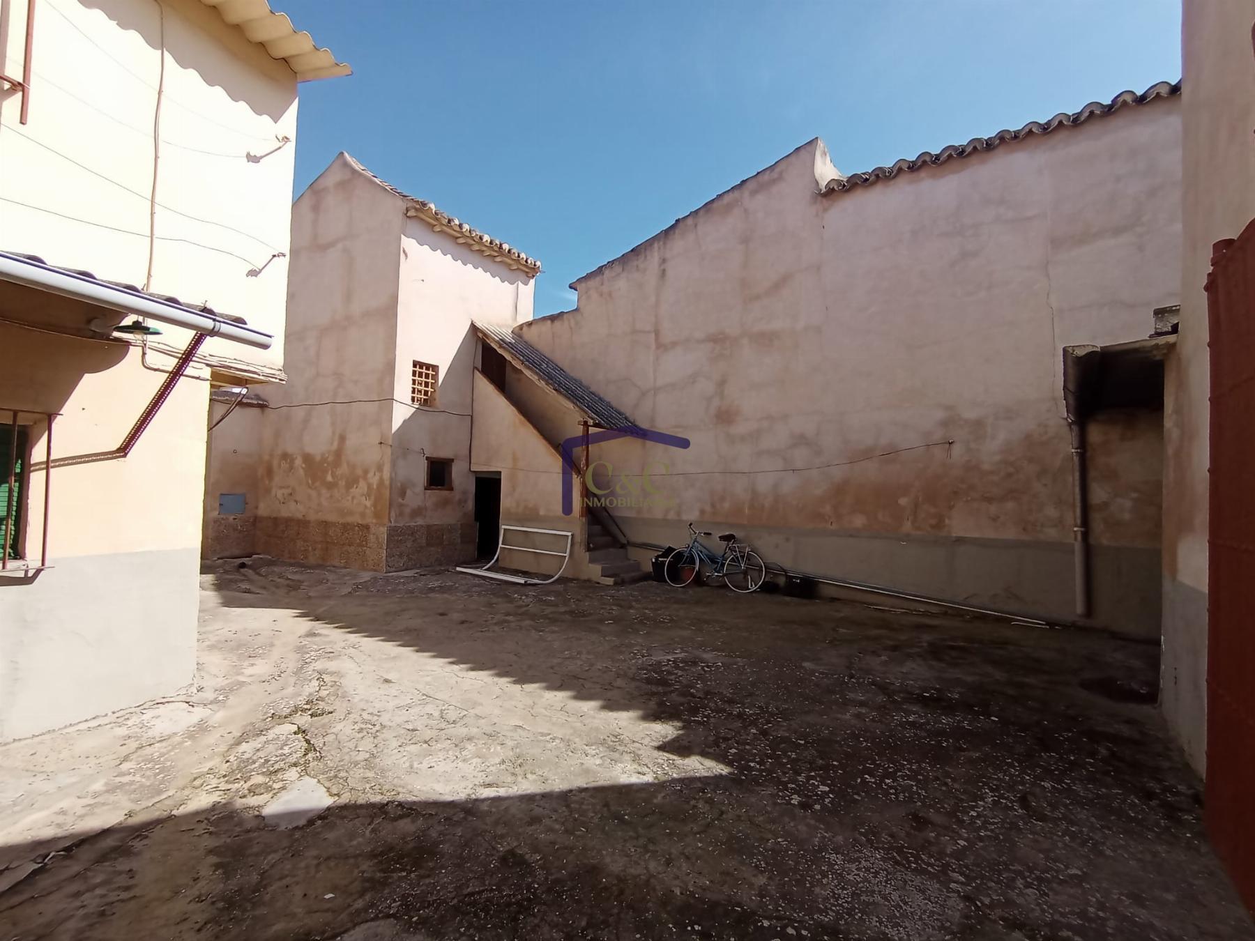 Venta de casa en Manzanares