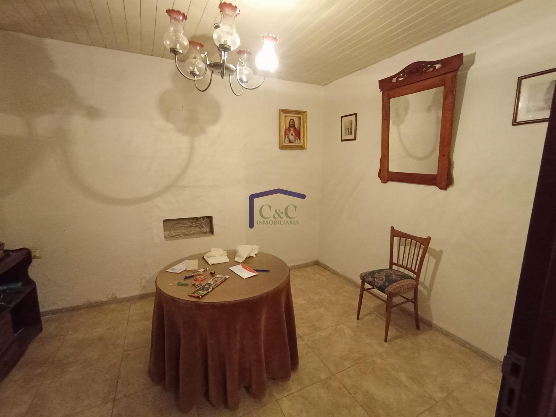 Venta de casa en Manzanares