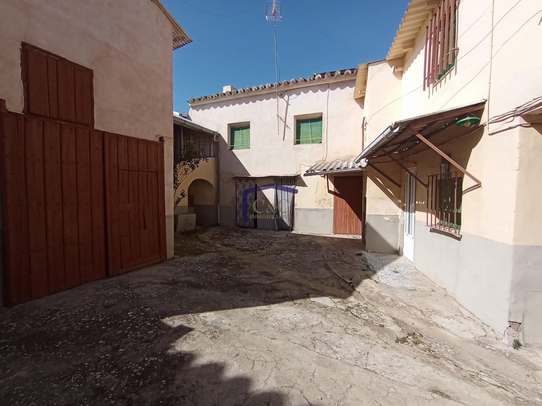 Venta de casa en Manzanares