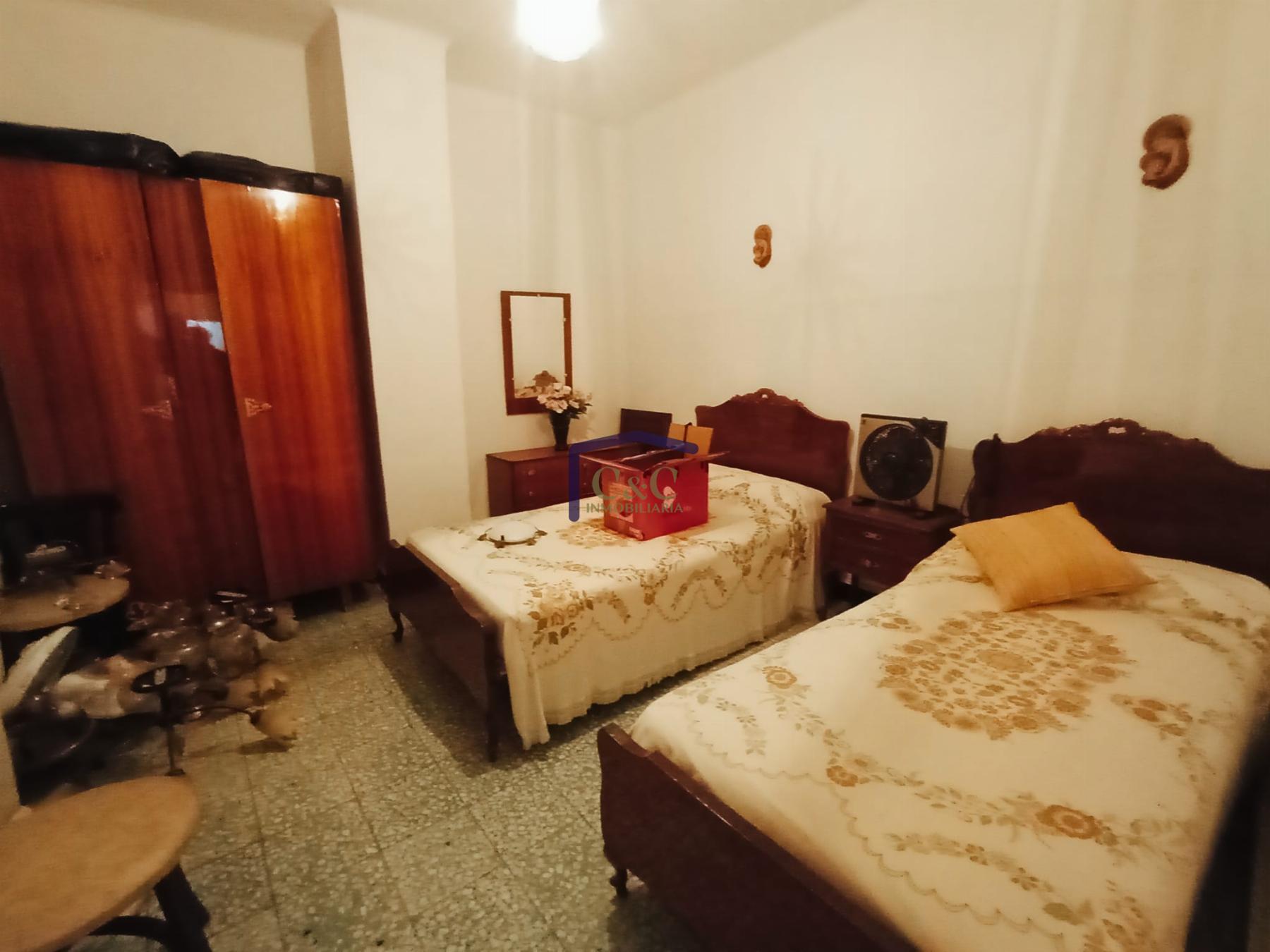 Venta de casa en Manzanares