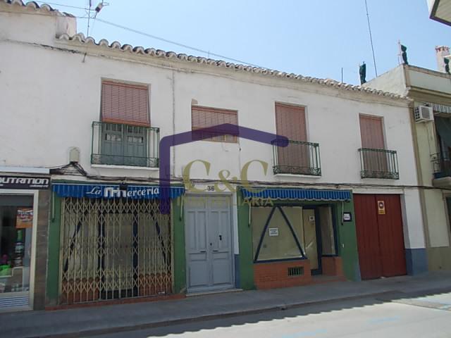 Venta de local en Manzanares