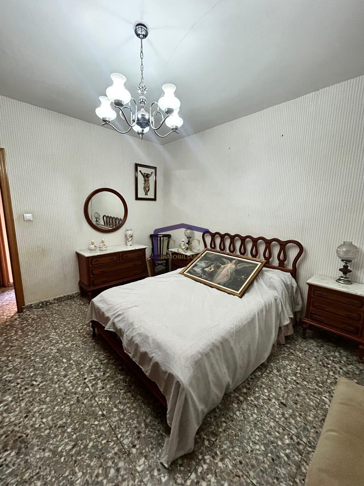 Venta de casa en Manzanares